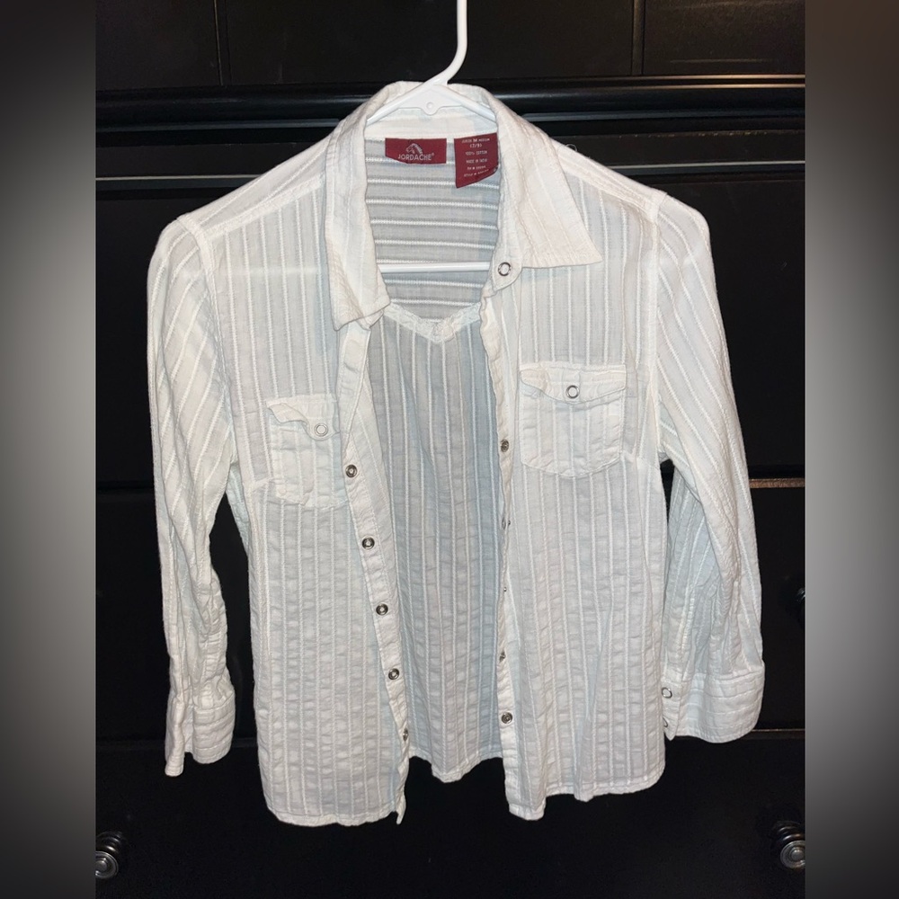 Half sleeve white button down